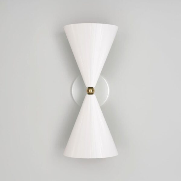Double Cone Lux sculptural wall lamp in off white – Gropius®